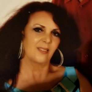 Meet your Posher, Yolanda